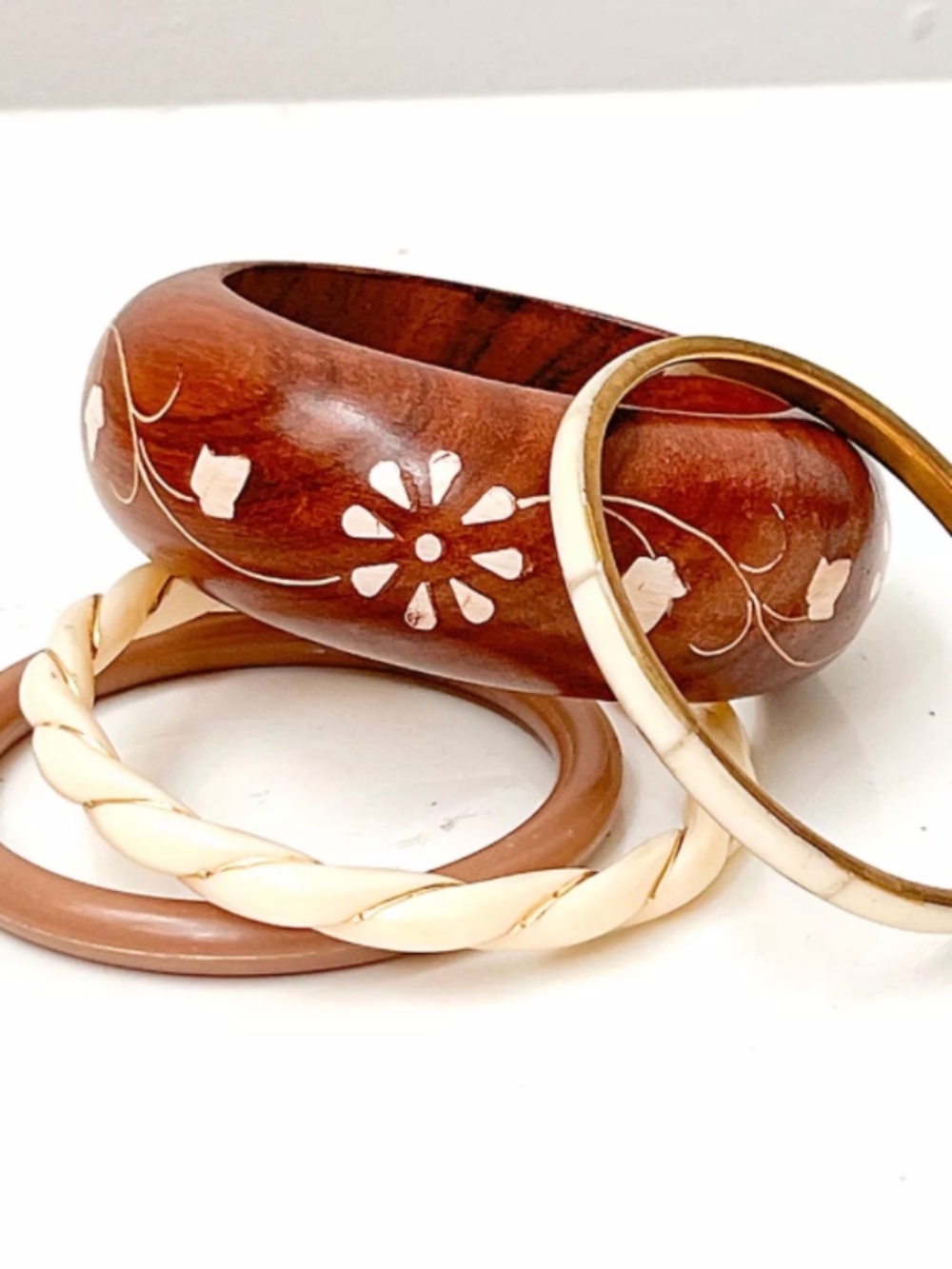Vintage Wooden Bangle Bracelet with Floral Wooden Inlay